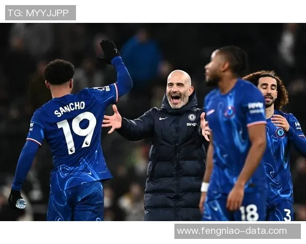 西甲赛场惊现冷门那不勒斯大胜里昂引发争议判罚热议